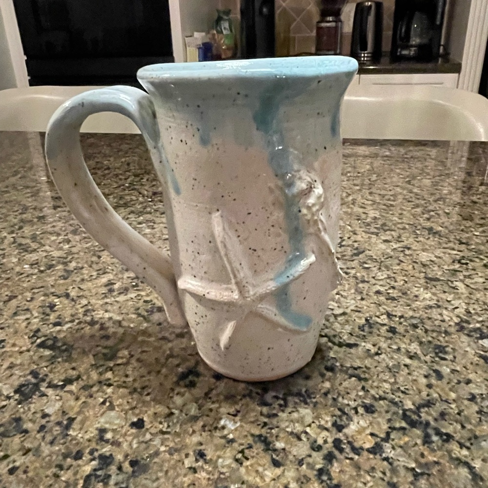 Handmade Pottery Mug Unsigned 3 inch diameter and 5.25 inch tall spacious handle